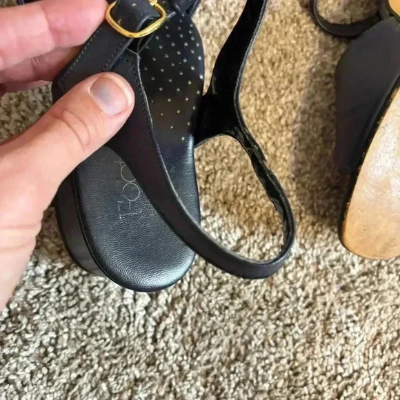 Bon Voyage Made In Italy Leather Navy Blue Sandals Size 10 - Picture 9 of 9